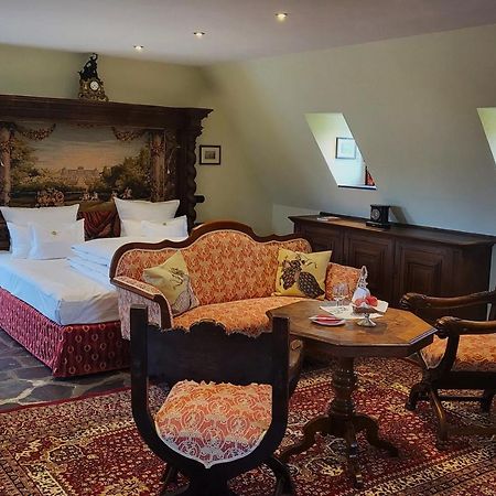 אוברווסל Burghotel Auf Schoenburg מראה חיצוני תמונה