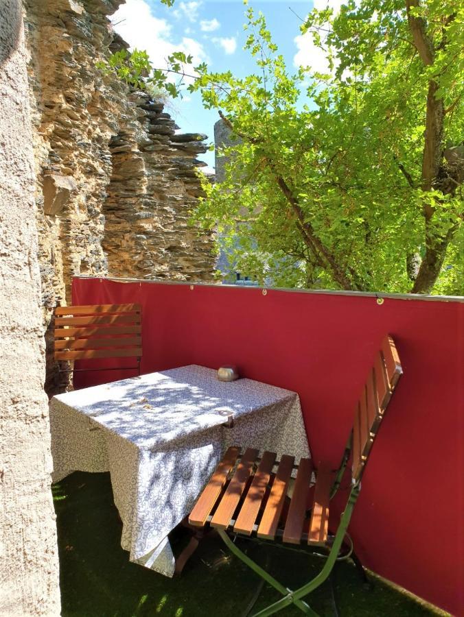 אוברווסל Burghotel Auf Schoenburg מראה חיצוני תמונה