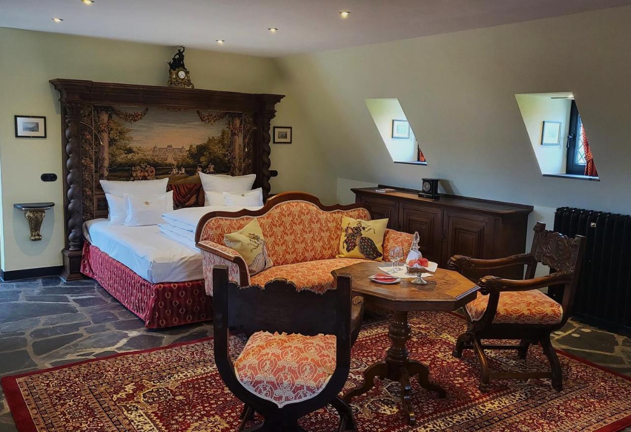 אוברווסל Burghotel Auf Schoenburg מראה חיצוני תמונה