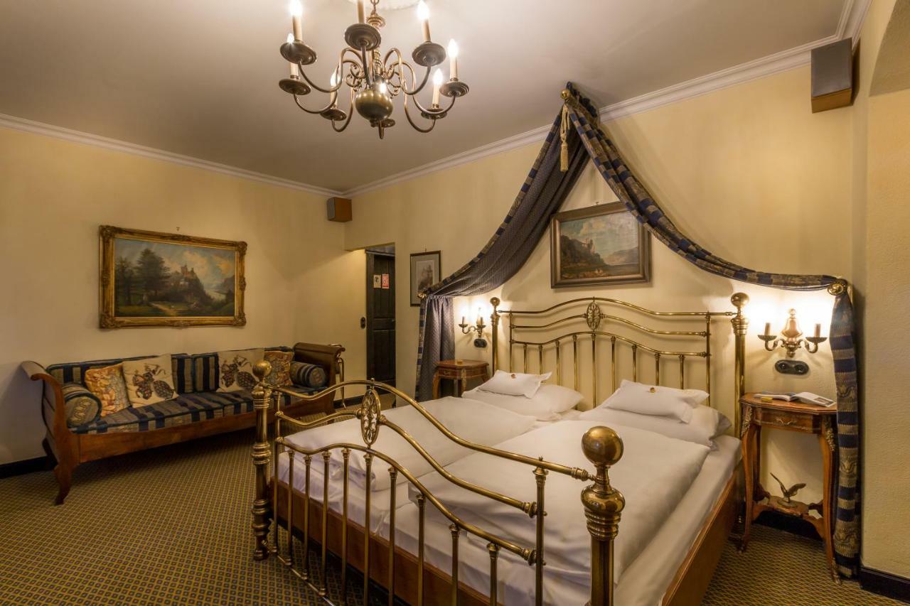 אוברווסל Burghotel Auf Schoenburg מראה חיצוני תמונה