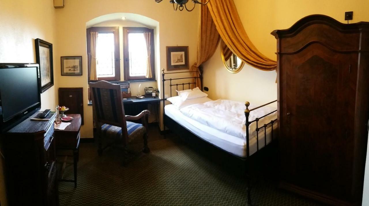 אוברווסל Burghotel Auf Schoenburg מראה חיצוני תמונה
