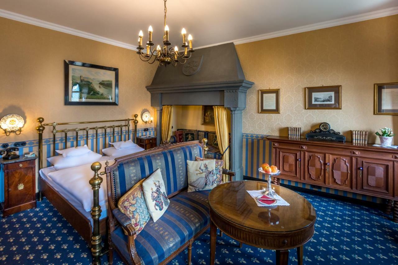 אוברווסל Burghotel Auf Schoenburg מראה חיצוני תמונה